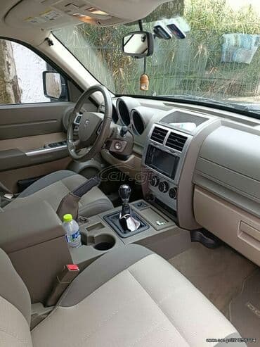 Transport: Dodge Nitro: 2.8 l | 2008 year 150000 km SUV/4x4 — 6
