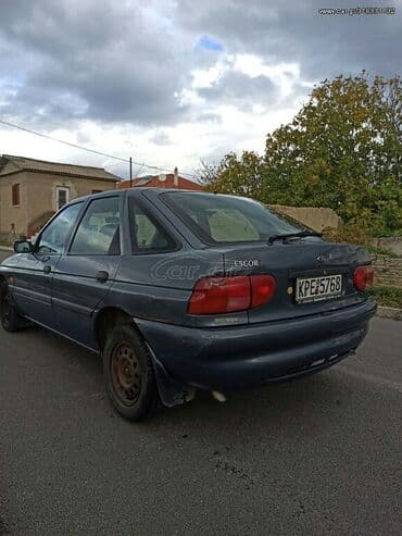 Transport: Ford Escort: 1.4 l | 1996 year 275000 km Hatchback — 9