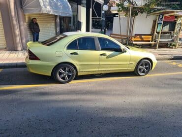Transport: Mercedes-Benz C 200: 2 l | 2004 year Limousine — 5