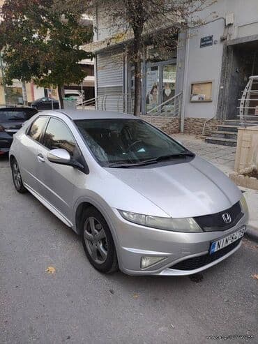 Honda: Honda Civic: 1.4 l. | 2010 έ. Χάτσμπακ — 2