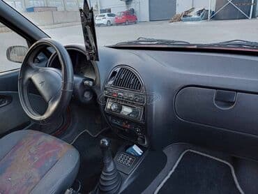 Οχήματα: Citroen Saxo: 1.1 l. | 1999 έ. 188000 km. Χάτσμπακ — 6