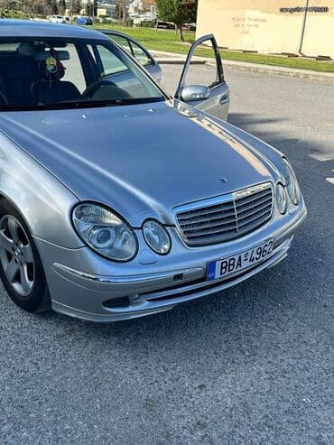 Mercedes-Benz E 270: 2.7 l | 2003 year Limousine — 4