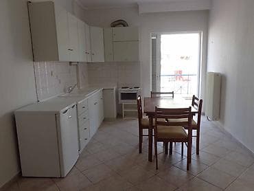 Property: Ενοικιάζεται διαμέρισμα 51 τ.μ., οδός Ρωμανού - Σέρρες, 3ος όροφος — 3