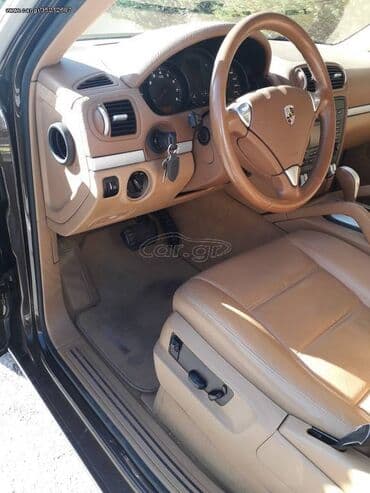 Transport: Porsche Cayenne: 3.6 l | 2009 year 171000 km SUV/4x4 — 6