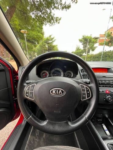 Toyota: Kia cee'd: 1.6 l. | 2009 έ. Κουπέ — 9