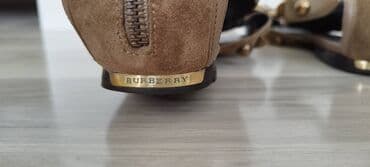 Γυναικεία είδη Υπόδησης: Σανδάλια σουέντ Burberry σε καφέ, μεταλλικά στοιχεία. Σοδειά. Καλή — 7