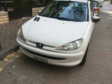 Transport: Peugeot 206: 1.1 l | 1999 year 200000 km Coupe/Sports — 2