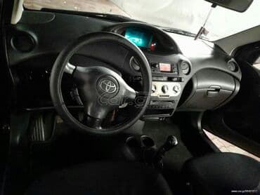 Used Cars: Toyota Yaris: 1 l | 2003 year Hatchback — 2