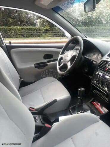 Sale cars: Mitsubishi Carisma: 1.3 l | 2001 year 180000 km — 3