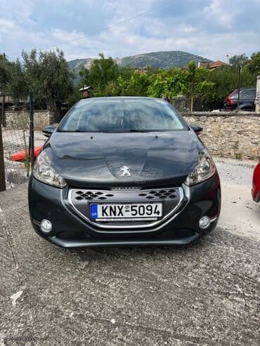 Transport: Peugeot 208: 1.4 l | 2013 year 225000 km Hatchback — 2