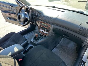 Volkswagen Passat: 2.5 l | 2004 year Limousine — 8