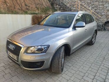 Audi Q5: 2 l. | 2010 έ. SUV/4x4