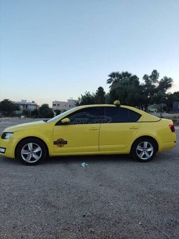Transport: Skoda Octavia: 1.6 l | 2015 year 500000 km Limousine — 2