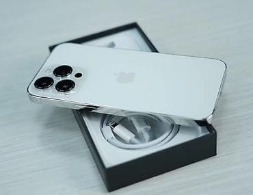Apple iPhone: I am selling Apple IPhone 13 Pro Max 256Gb Unlocked Original New Never — 1