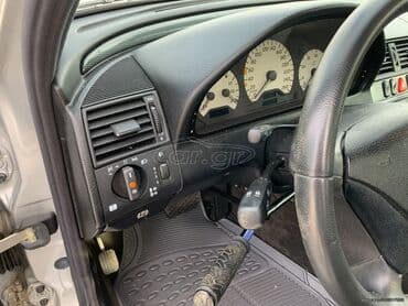 Mercedes-Benz C 200: 2 l. | 2000 έ. Λιμουζίνα — 6