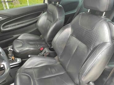Used Cars: Citroen DS3: 1.6 l | 2010 year 106500 km Hatchback — 9