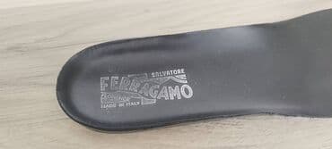 Άλλα: Προπονητές Salvatore Ferragamo. Αυθεντικός. Μαύρο συνθετικό. Μέγεθος — 9
