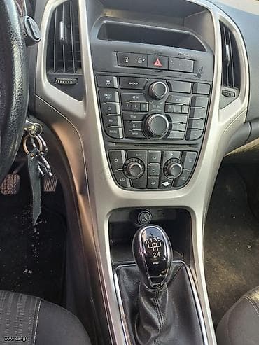 Audi: ΛΑΜΠΗΣ — 10