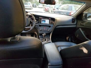 Sale cars: Kia Optima: 2 l | 2011 year Sedan — 4