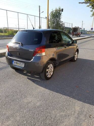 Toyota: Toyota Yaris: 1.4 l. | 2009 έ. Χάτσμπακ
