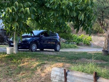 Transport: Ford Fiesta: 1.4 l | 2010 year 255000 km Coupe/Sports — 5