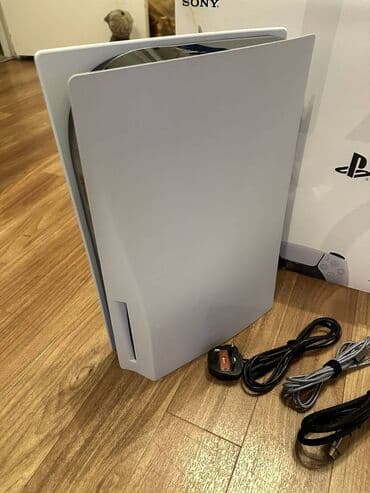 PSP (Sony PlayStation Portable): Sony Playstation 5 PS5 Blu-Ray Edition Console - White — 3