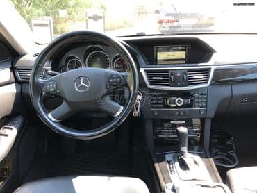 Transport: Mercedes-Benz E 250: 1.8 l | 2009 year Limousine — 6
