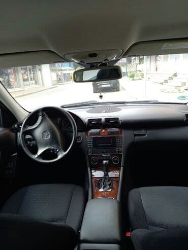 Mercedes-Benz: Mercedes-Benz C-Class: 2.2 l | 2005 year Limousine — 8