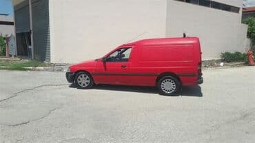 Transport: Ford Escort: 1.8 l | 2002 year 366000 km Van/Minivan — 1