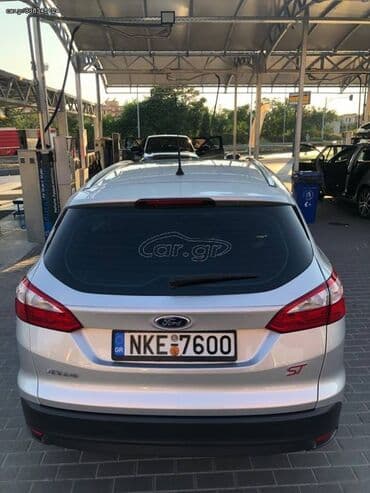 Transport: Ford Focus: 1.6 l | 2014 year 197000 km MPV — 3