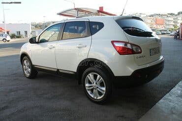 Nissan: Nissan Qashqai: 1.5 l. | 2013 έ. SUV/4x4 — 3