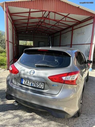 Transport: Nissan Pulsar: 1.5 l | 2016 year Hatchback — 1