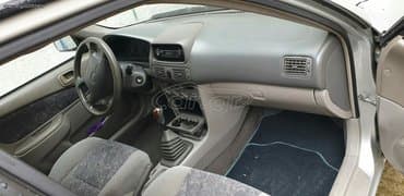 Sale cars: Toyota Corolla: 1.4 l | 1999 year Van/Minivan — 4