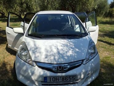 Transport: Honda Jazz : 1.3 l | 2011 year Hatchback — 1