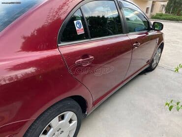 Toyota Avensis: 2 l. | 2004 έ. Λιμουζίνα — 4