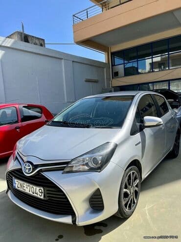 Toyota: Toyota Yaris: 1.5 l. | 2016 έ. Χάτσμπακ — 3