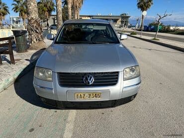 Volkswagen Passat: 2.5 l | 2004 year Limousine — 2
