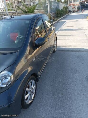 Transport: Toyota Aygo: 1 l | 2007 year Hatchback — 2