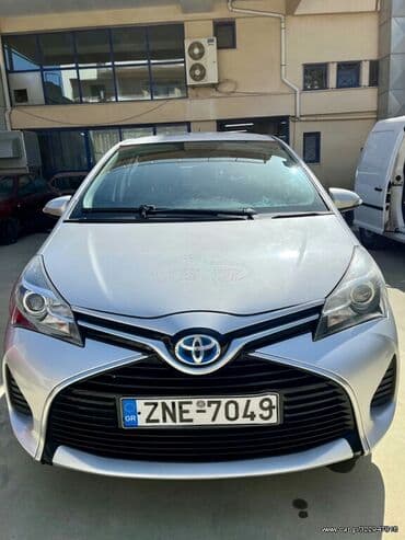 Toyota: Toyota Yaris: 1.5 l. | 2016 έ. Χάτσμπακ — 1