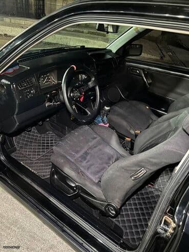 Volkswagen: Volkswagen Golf: 1.6 l. | 1998 έ. Χάτσμπακ — 3