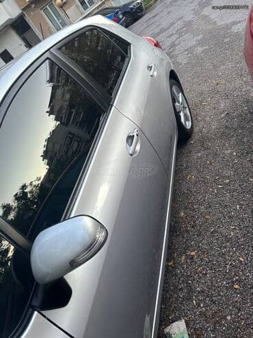 Transport: Toyota Auris: 1.8 l | 2011 year Hatchback — 8