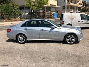 Transport: Mercedes-Benz E 250: 1.8 l | 2009 year Limousine — 3