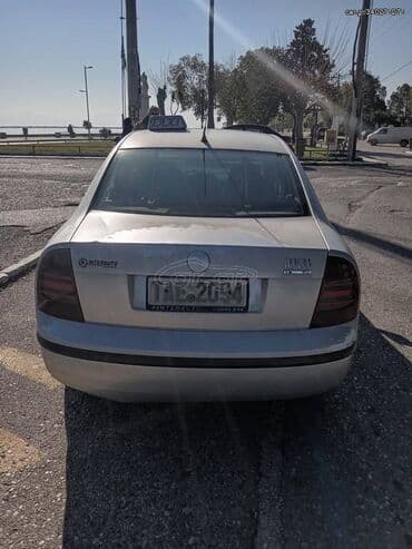 Transport: Skoda Superb: 1.9 l | 2004 year 1000000 km Limousine — 2