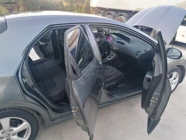 Honda Civic: 1.4 l. | 2010 έ. Χάτσμπακ — 7