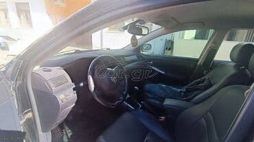 Transport: Toyota Corolla: 1.4 l | 2004 year Hatchback — 10