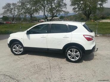 Used Cars: Nissan Qashqai : 1.6 l | 2011 year SUV/4x4 — 1