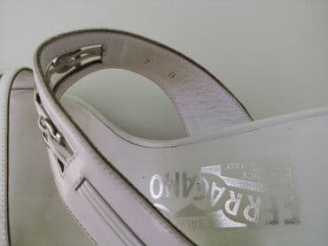 Salvatore Ferragamo πολύ καλή κατάσταση, Μέγεθος 7 B, το μέγεθος — 11