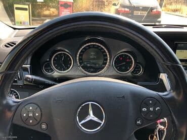 Transport: Mercedes-Benz E 250: 1.8 l | 2009 year Limousine — 7