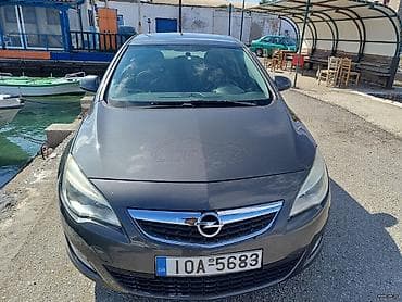 Audi: ΛΑΜΠΗΣ — 1