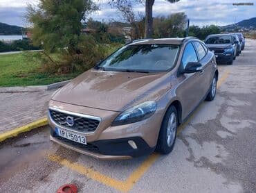 Volvo: Volvo V40 Cross Country: 1.5 l. | 2015 έ. 135000 km. Χάτσμπακ — 2